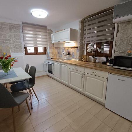 Adria Pearl Appartments 弗尔萨尔 外观 照片