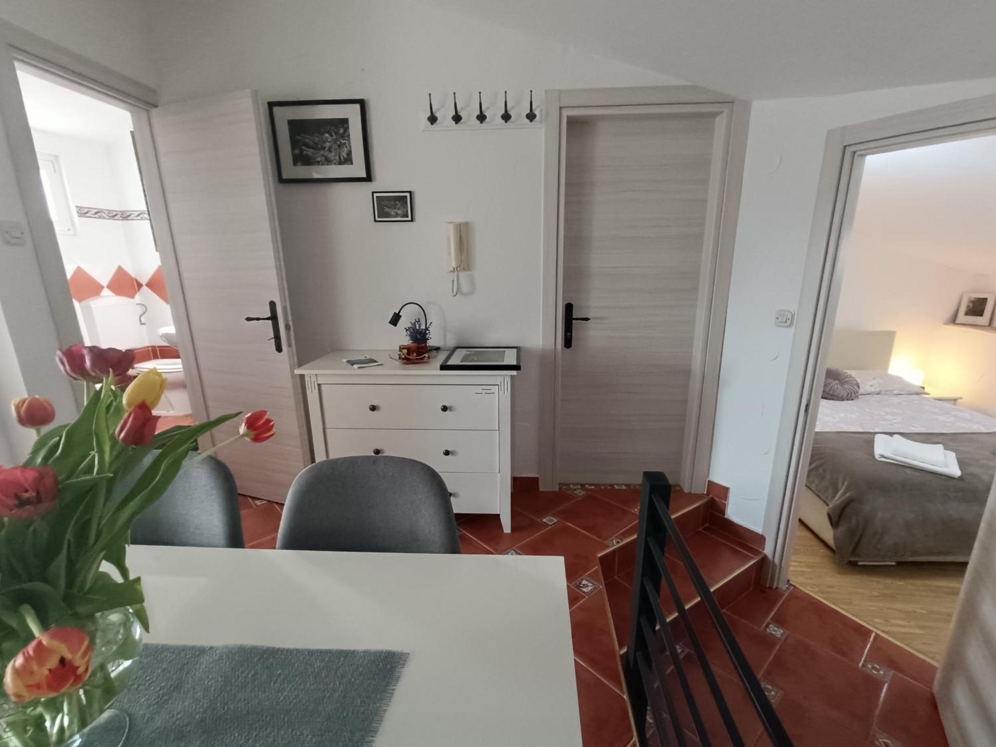 Adria Pearl Appartments 弗尔萨尔 外观 照片